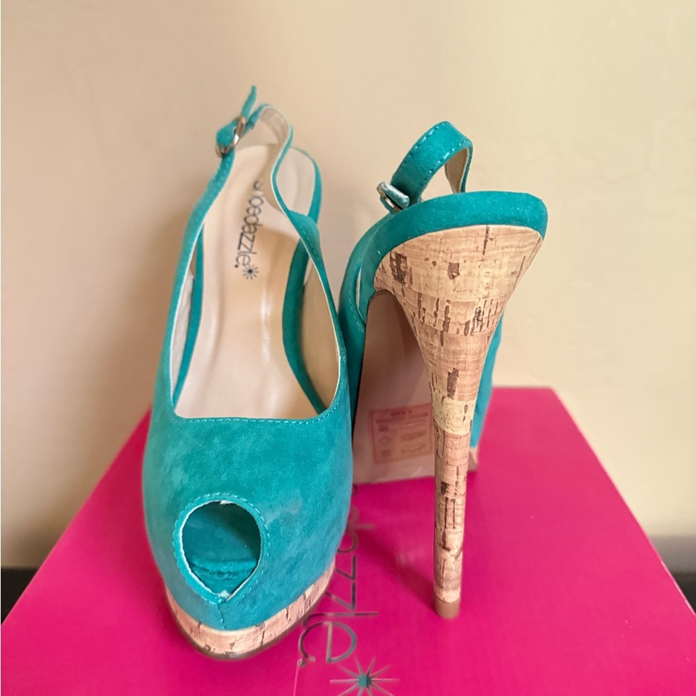 Shoe Dazzle Turquoise Peep Toe Slingback Heels - Picture 2 of 3